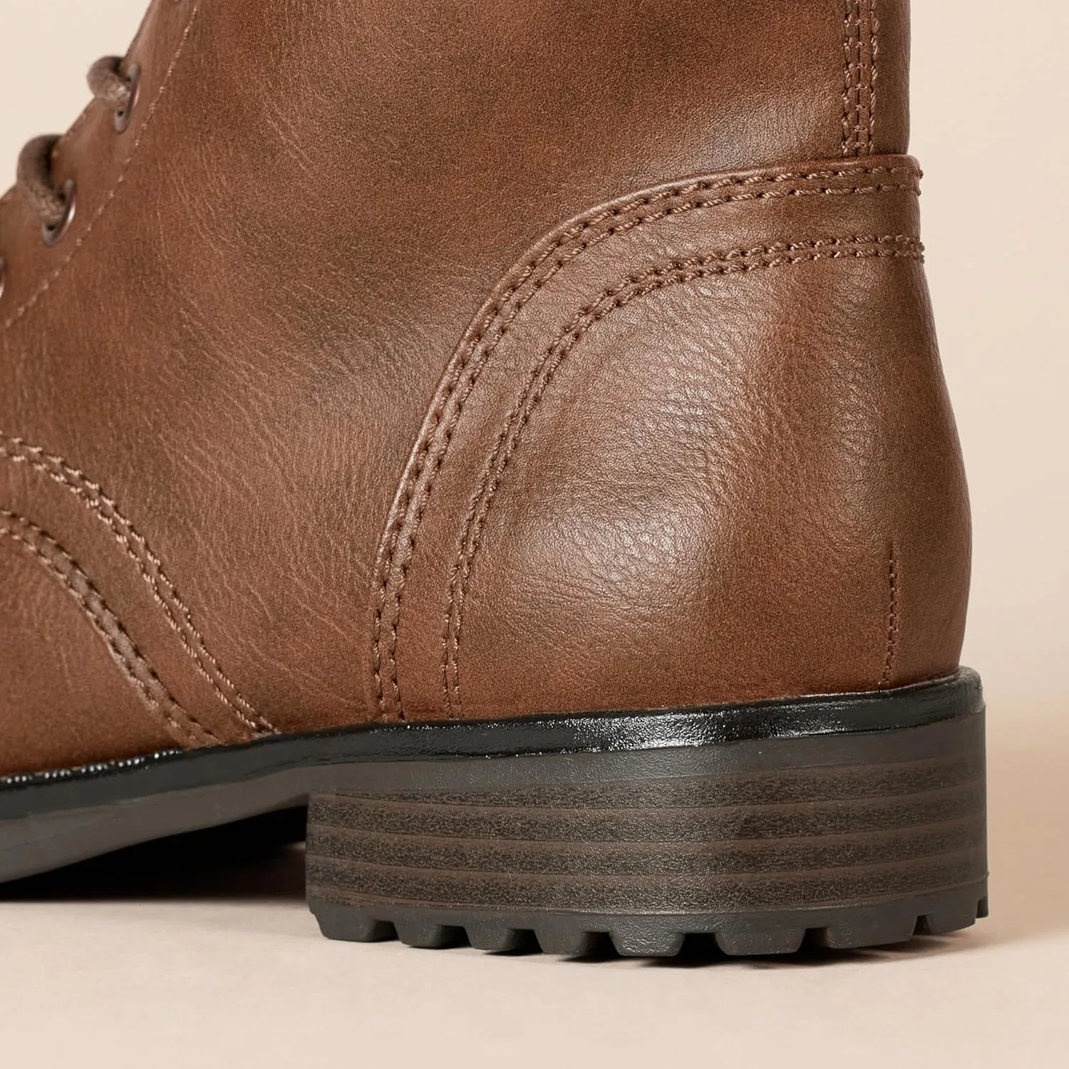 Amazon Essentials Women's Lace-Up Combat Boot