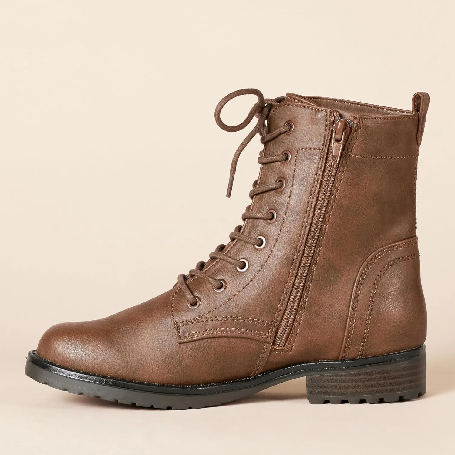 Amazon Essentials Women's Lace-Up Combat Boot