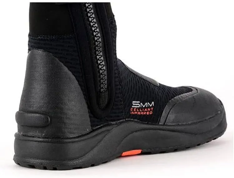 BARE 5MM Ultrawarmth Boot | Neoprene | Made with Unique Omnired Inner Fabric | Great for Diving & Snorkeling in Cooler Water| Easy to Put on with Zipper and Wide Gusset | Comfortable | Unisex