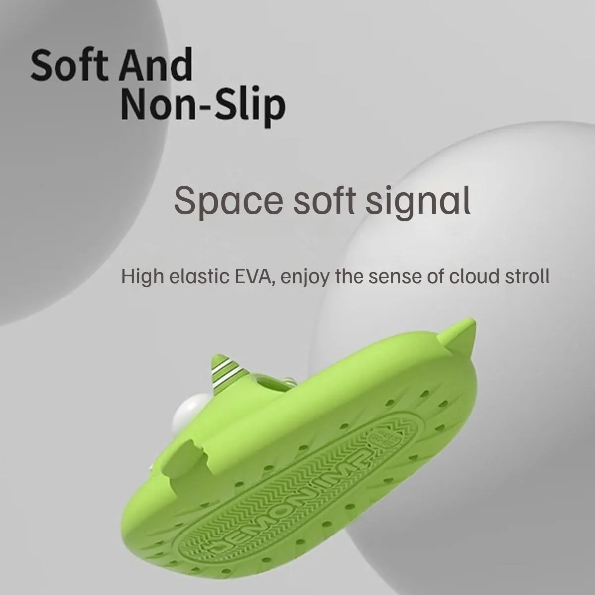 Big Eyes Shark Slides,Indoor Outdoor Slippers for Women Men,Shark Cloud Slides,Summer Beach Sandals,Women'S Shower Non-Slip Slippers