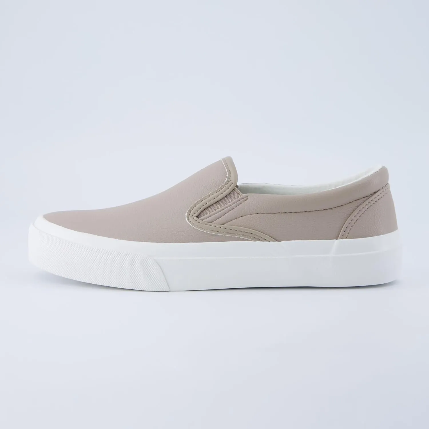 CUSHIONAIRE Ferris Fashion Slip On Sneakers for Women – Laceless Everyday Casual Womens Shoes with Cushioned Insole and Flexible Sole for Effortless Comfort and Style