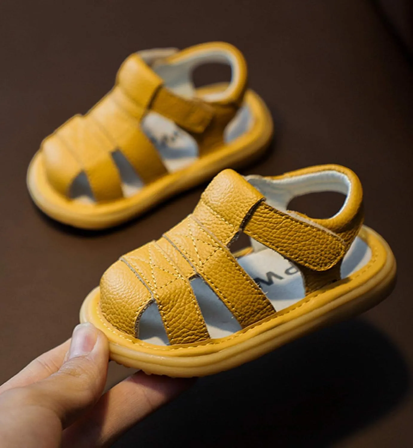 DADAWEN Baby Boys Girls Summer Lightweight Soft Sole Closed-Toe Outdoor Leather Athletic Sandals