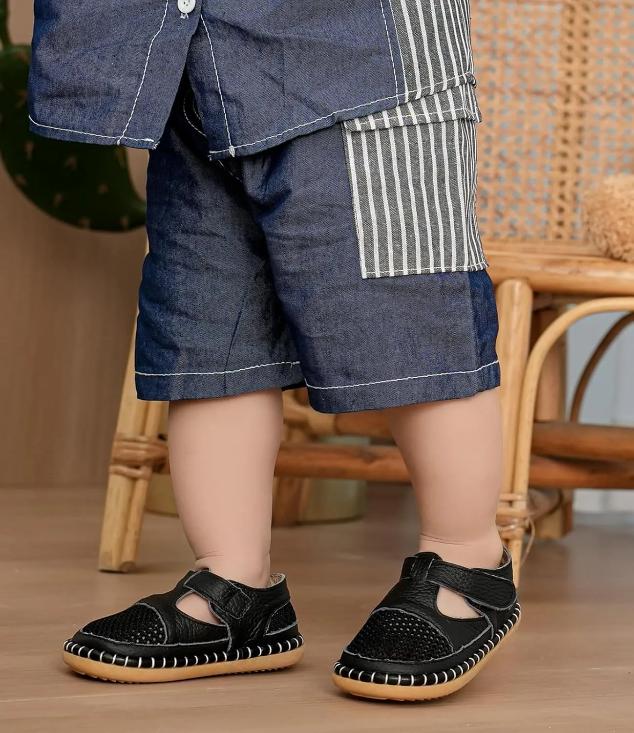DADAWEN Boy's Girl's Leather Closed Toe Summer Athletic Sandals Baby Toddler Lightweight Non-Slip Soft Sole Outdoor Walking Shoes