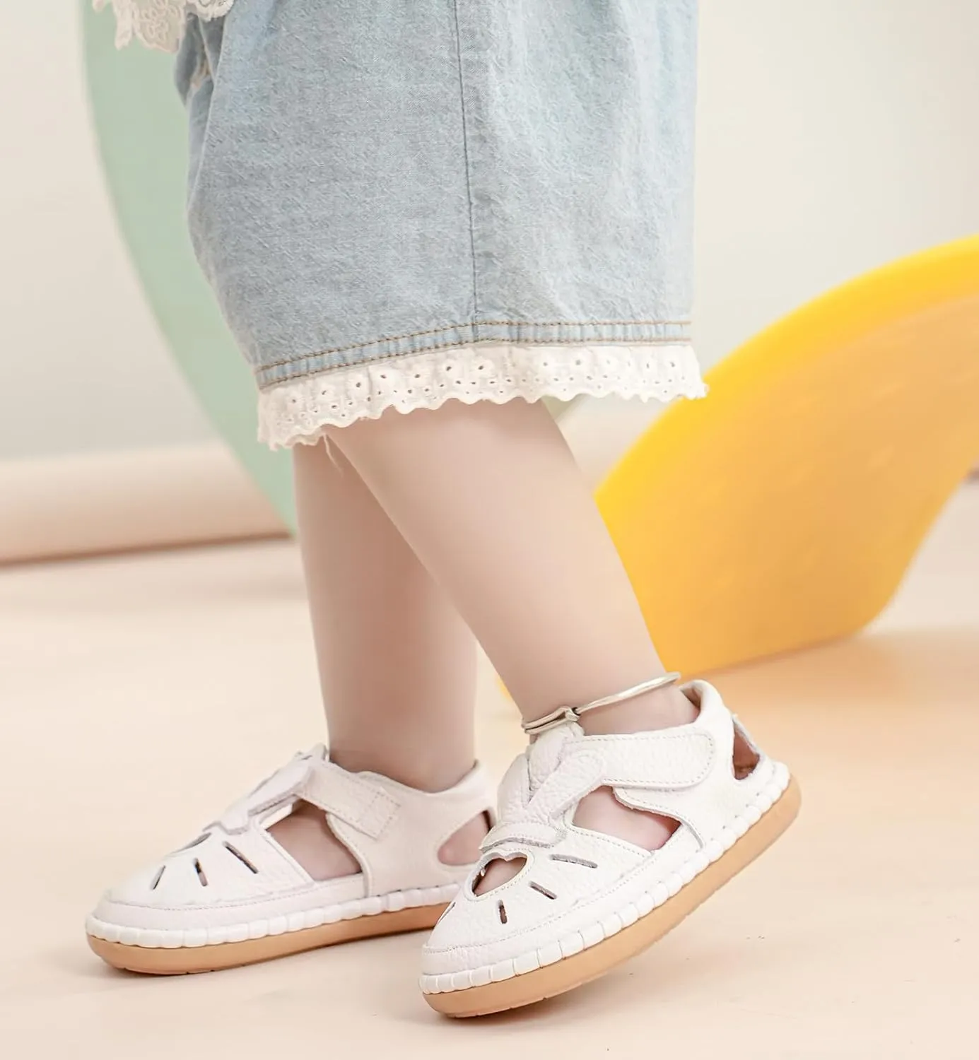 DADAWEN Toddler Girls Leather Closed Toe Summer Sandals Lightweight Non-Slip Soft Sole Cute Flat Shoes Baby Flower Girl Shoes