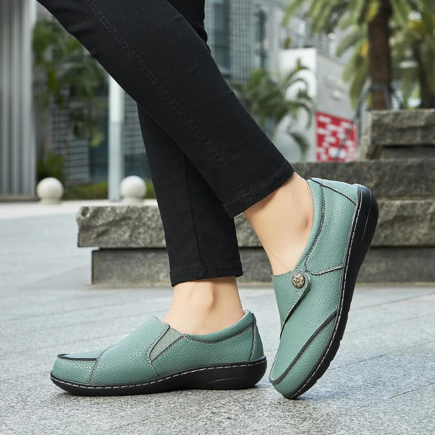 Geoeleph Women's Loafers Casual Slip-Ons Comfort Walking Flats Leather Driving Moccasins