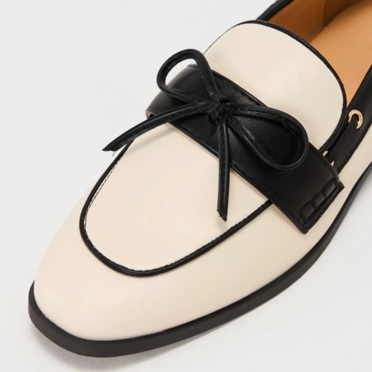 LEHOOR Women Square Closed Toe Flats Bow Slip On Flat Penny Loafer Matte Knotted Flat Shoes Comfort Two-Tone Oxford Loafers Office Ladies Work Daily Bass Coach Loafers Driver Club Spring 4-11 M US