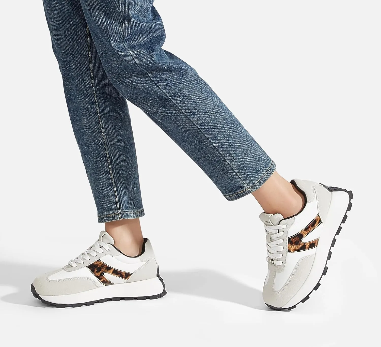LUCKY STEP Women's Platform Fashion Sneakers Retro Classic Trainers Casual Lace-up Stylish Tennis Running Walking Shoes