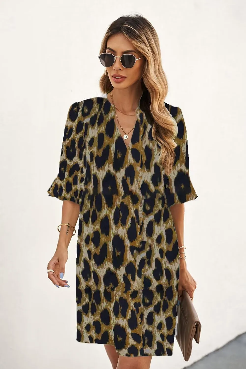 QACOHU Summer Dresses for Women V Neck Ruffle Short Sleeve Casual Shift Dress