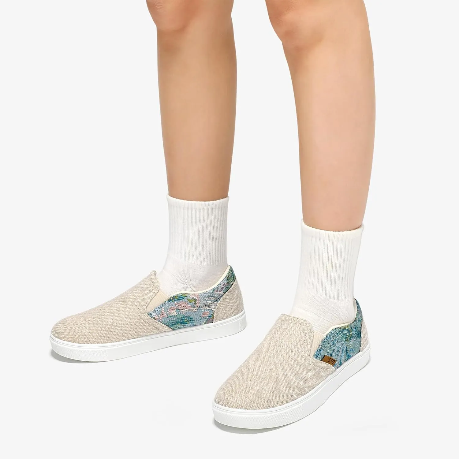 STQ Wide Toe Box Slip On Shoes for Women | Business Casual Shoes for Women Trendy Fashion Sneakers Lightweight Loafers Shoes