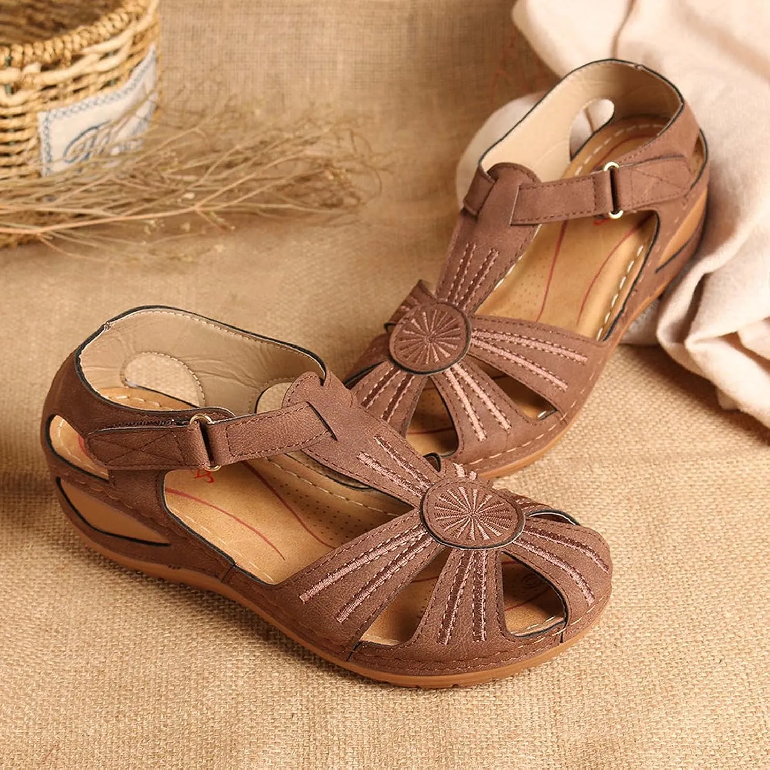 Summer Hollow Sandals for Women Comfortable Wedge Flower Embroidery Round Toe Closed Toe Hook & Loop Buckle Sandals Casual Soft Sole Beach Shoes