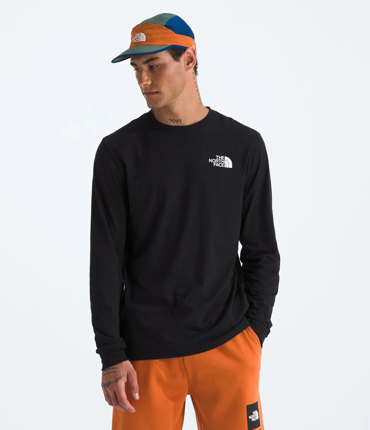 THE NORTH FACE Men's Core Box NSE Long-Sleeve Tee