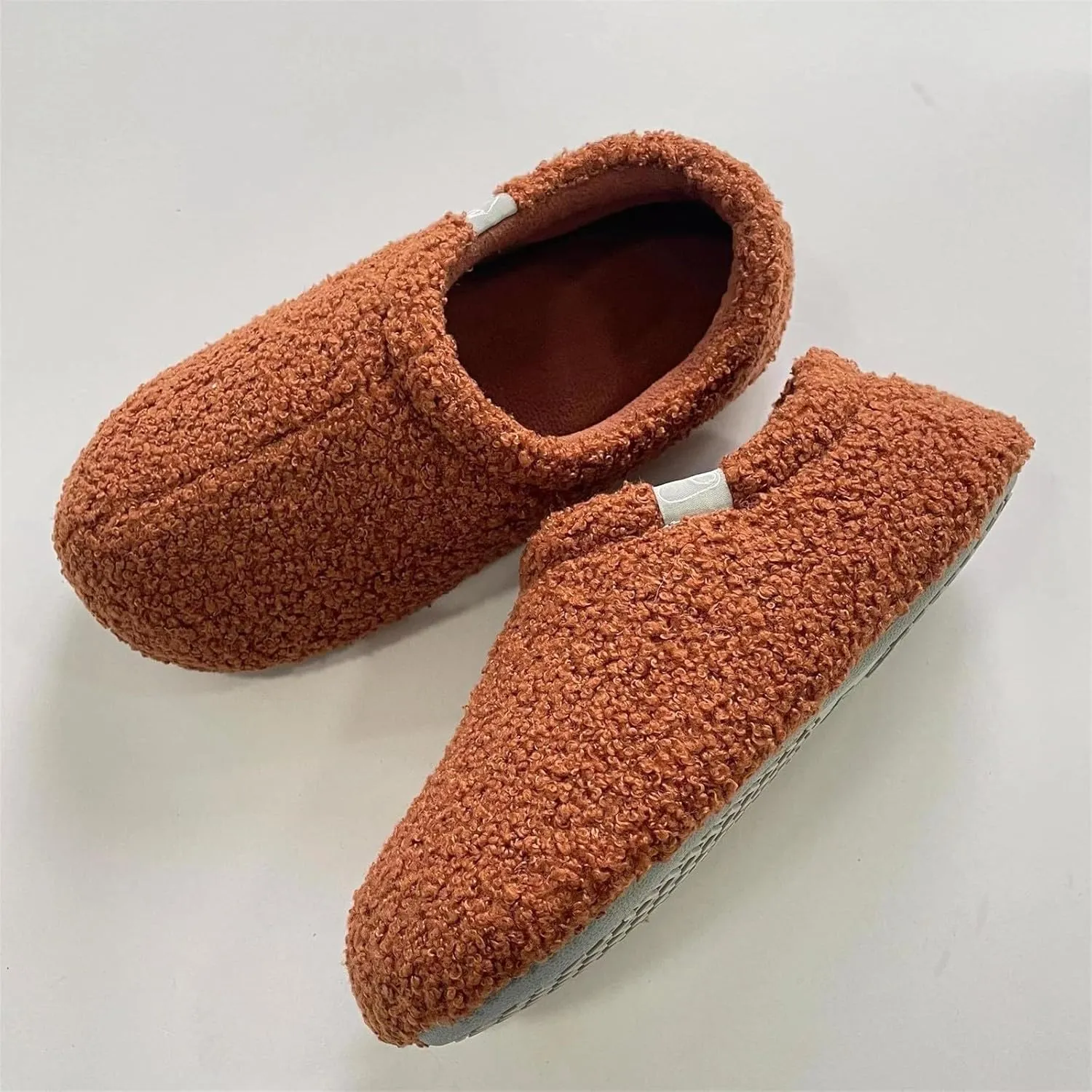 Unisex Fuzzy Curly Memory Bombas Slippers Closed Back Bedroom House Shoes Indoor Soft Comfy Warm Loafer Slippers