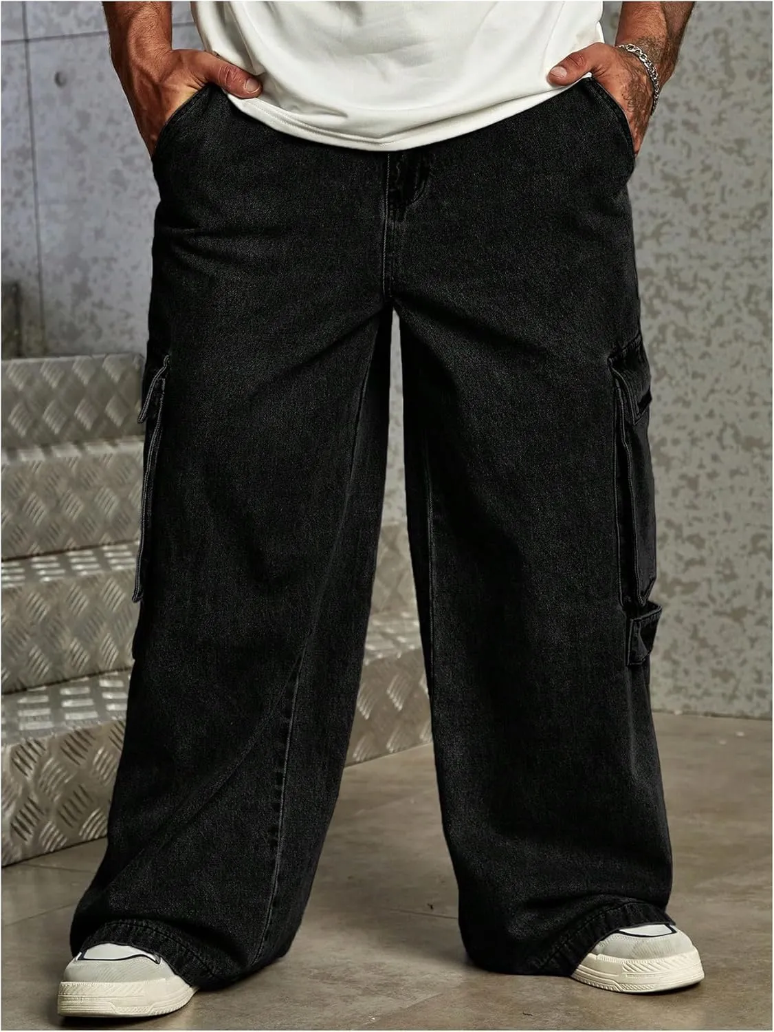Verdusa Men's Loose Cargo Jeans Wide Leg Streetwear Baggy Pants with Pockets