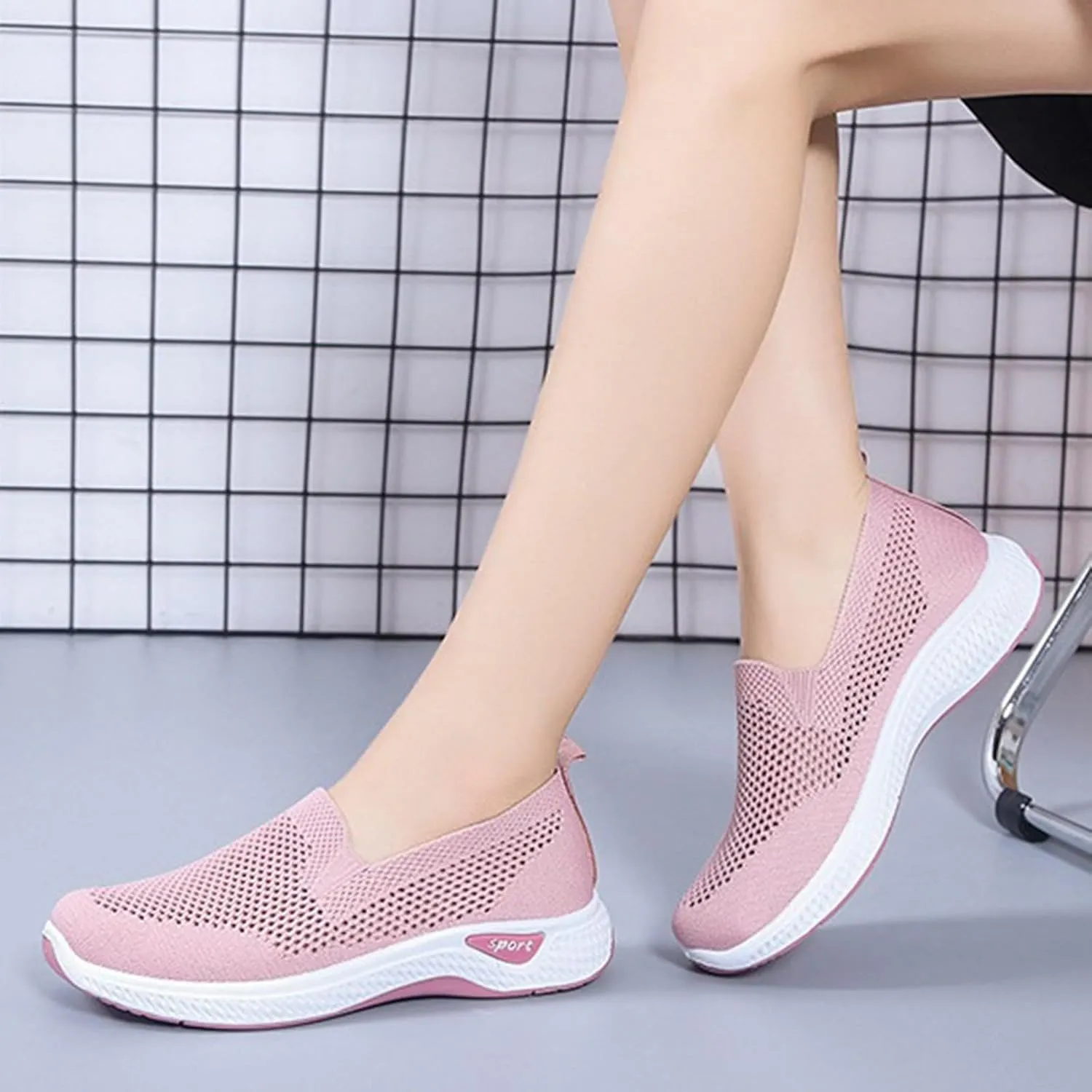 Women's Cloth Shoes Summer Mesh Breathable Slip On Shallow Mouth Soft Sole Women's Minimalist Shoes Men Casual
