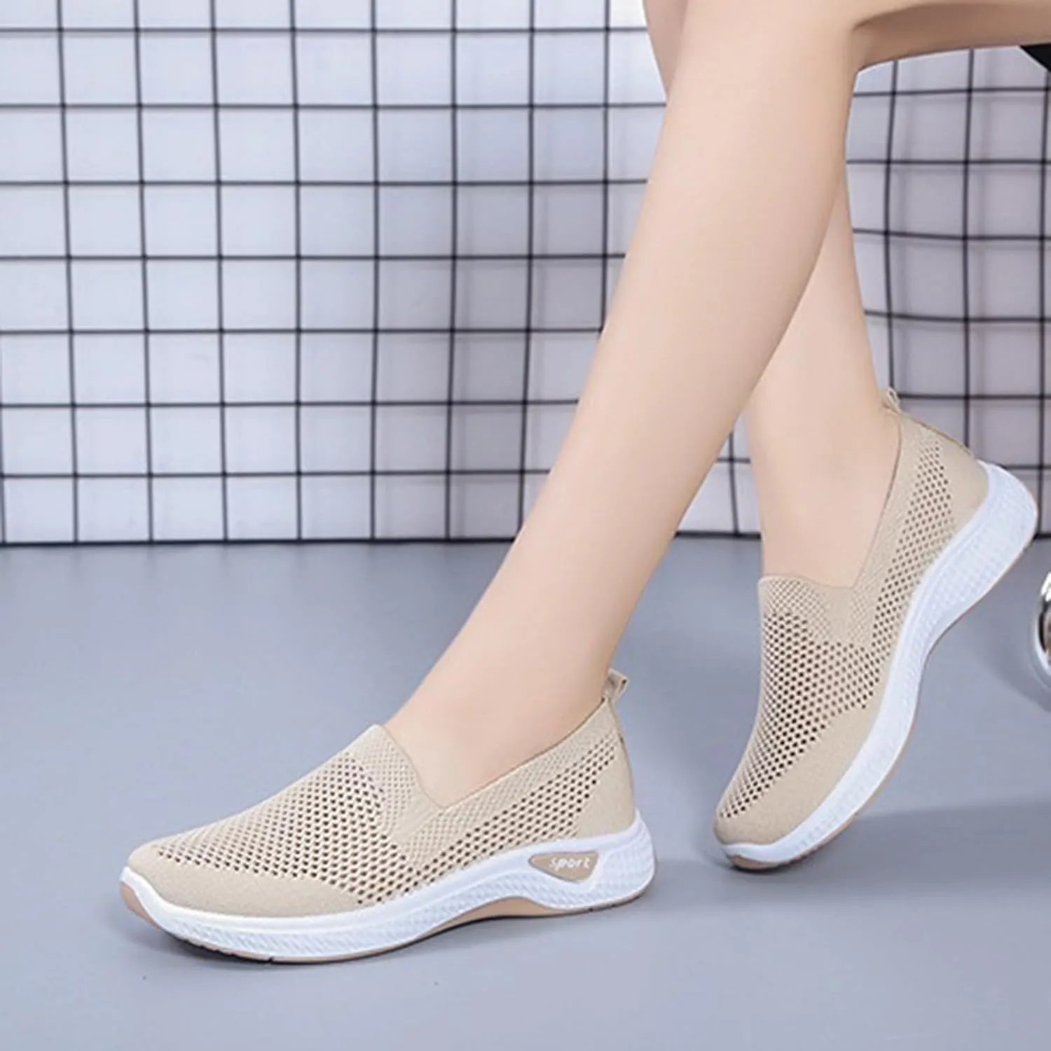 Women's Cloth Shoes Summer Mesh Breathable Slip On Shallow Mouth Soft Sole Women's Minimalist Shoes Men Casual