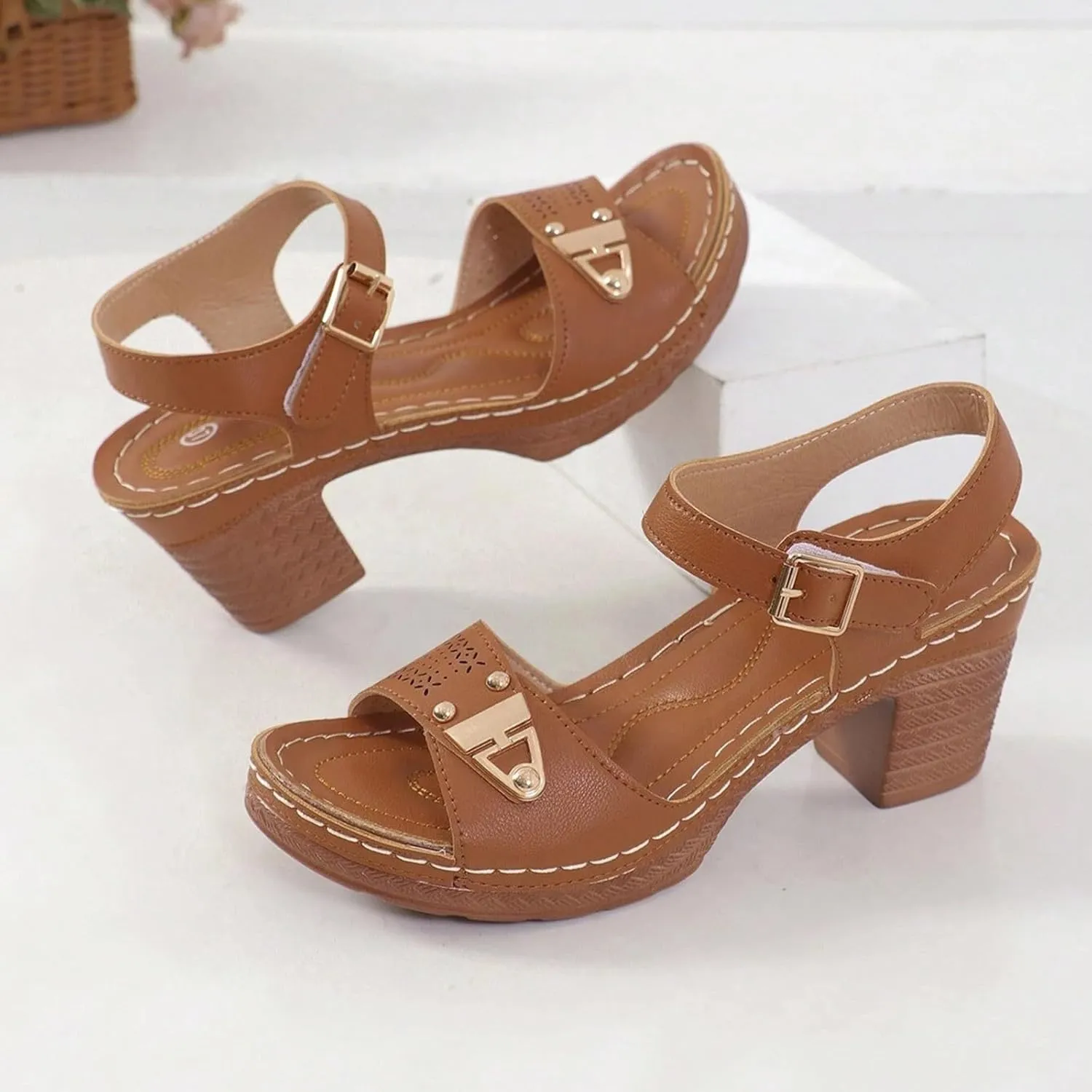 Women's Summer Casual Sandals 2025 Solid Color Comfort Chunky Heel Adjustable Straps Slide Sandals Wide Strap Walking Sandals for Summer Beach Vacation