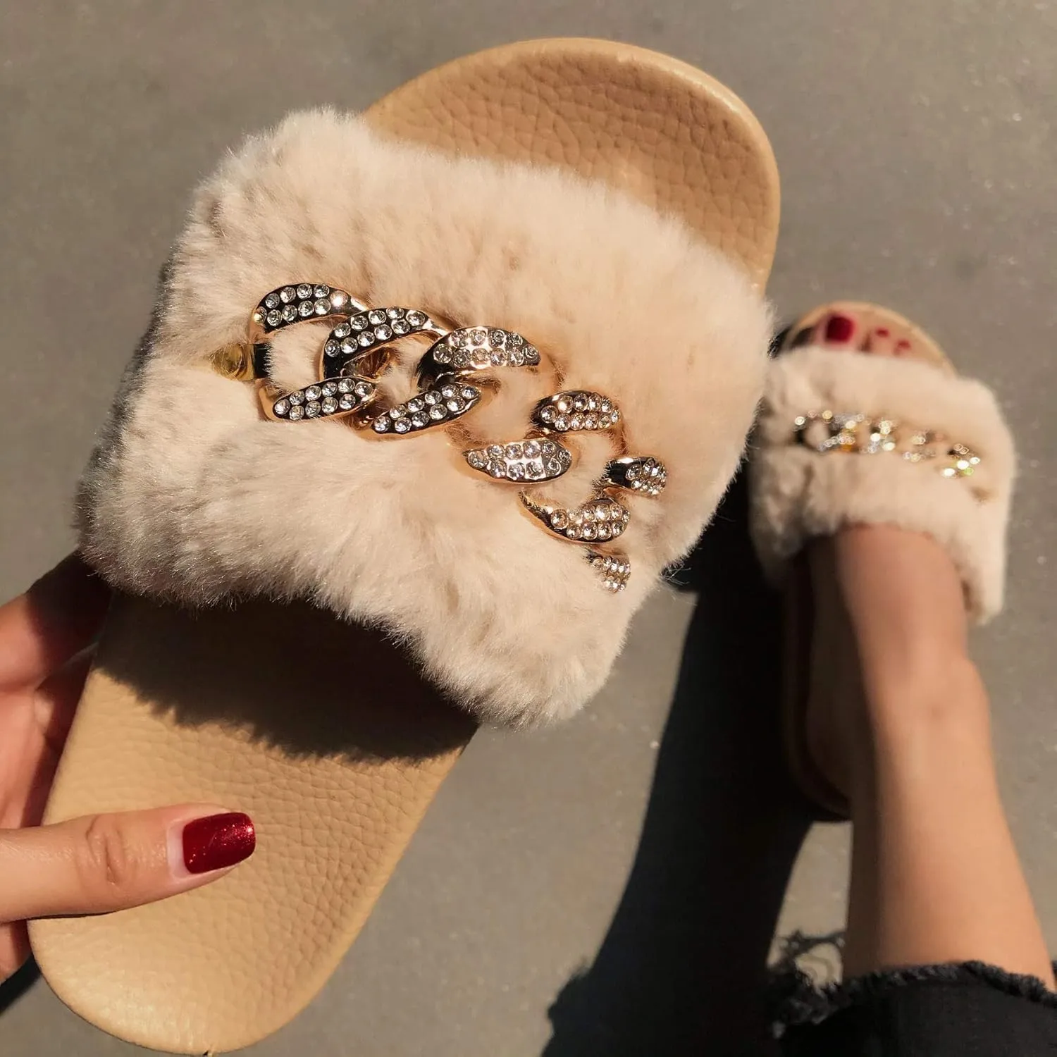 xsby Women's Soft Faux Fur Flat Slide Sandals Comfortable Slipper